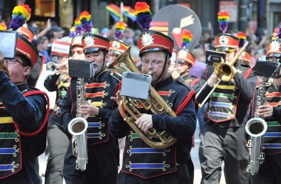 ./San_Francisco_LGBT_Pride_Parade_20130630_110855_B13_5876.jpg