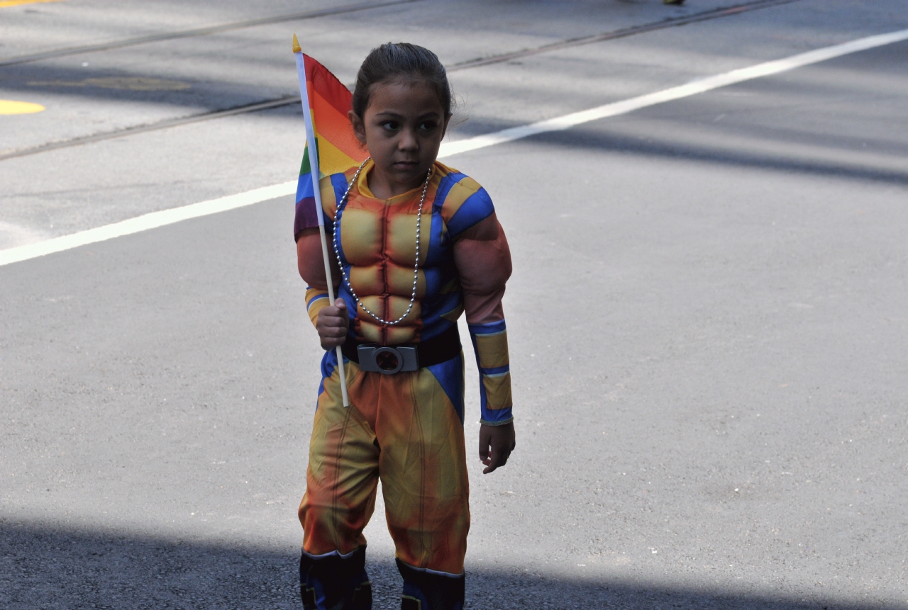 ./San_Francisco_LGBT_Pride_Parade_20130630_114608_B13_6150.jpg