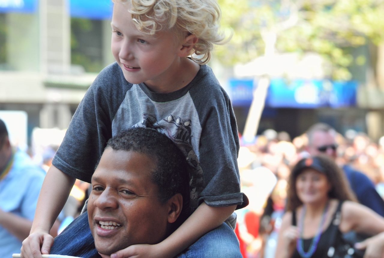 ./San_Francisco_LGBT_Pride_Parade_20130630_121757_B13_6437.jpg