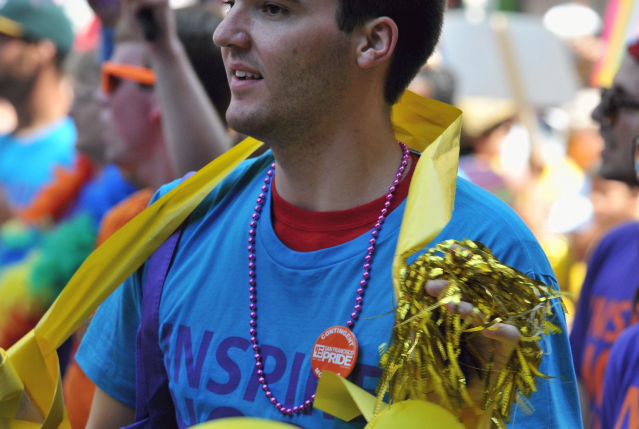 ./San_Francisco_LGBT_Pride_Parade_20130630_115655_B13_6219.jpg