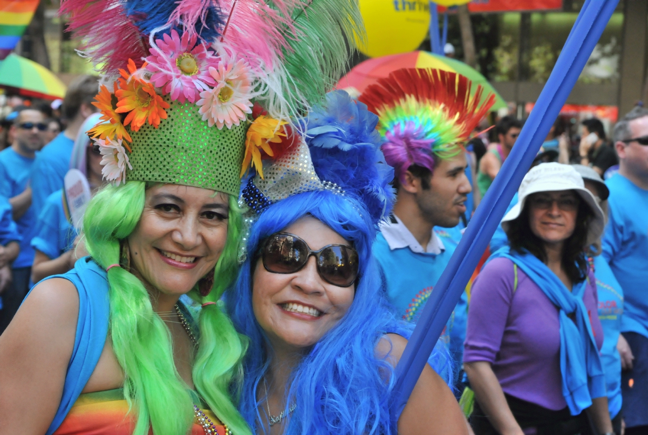 ./San_Francisco_Pride_Parade_20140629_113046_C14_6216.jpg