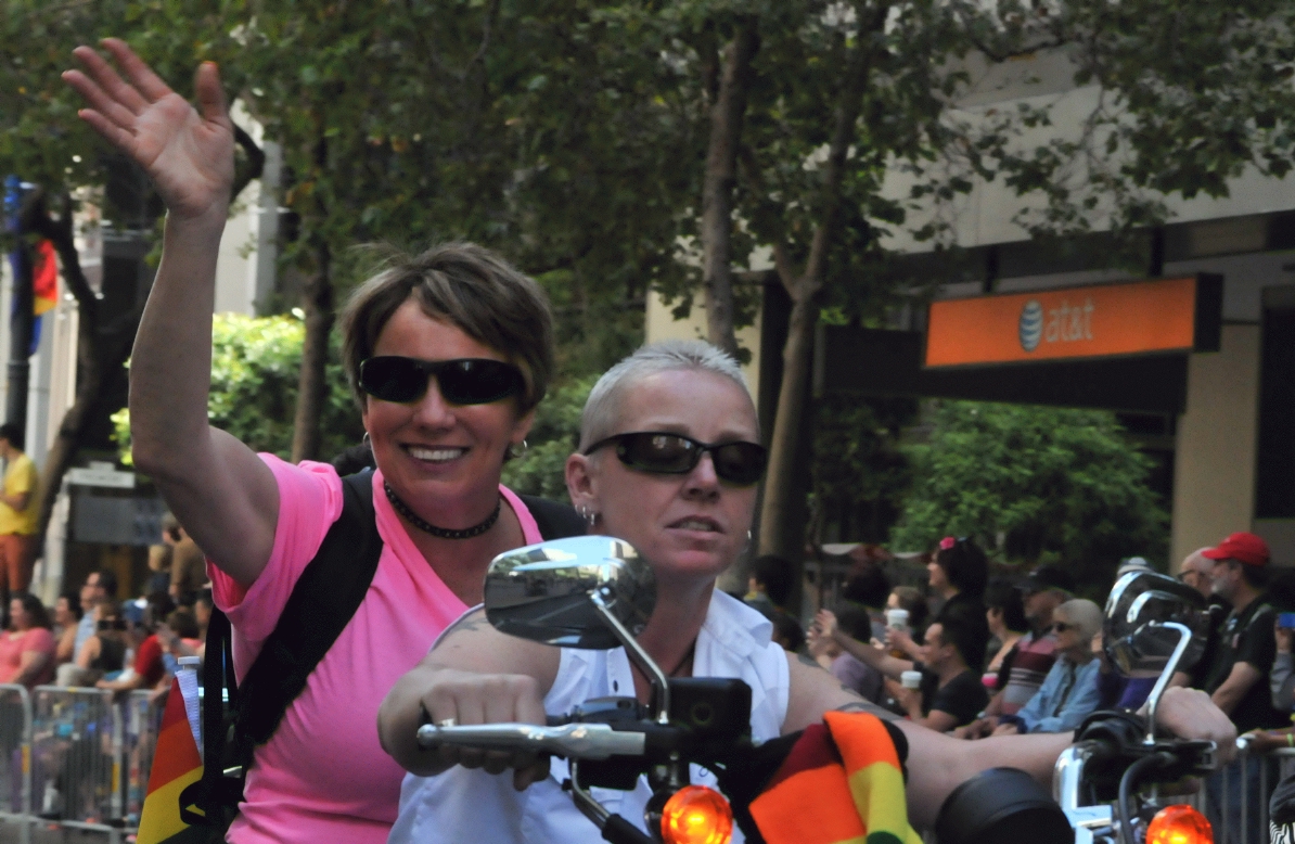 ./San_Francisco_Pride_Parade_20140629_103142_C14_5880.jpg