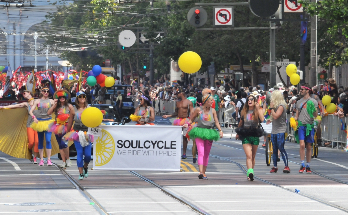 ./San_Francisco_Pride_Parade_20140629_104022_B14_0837.jpg