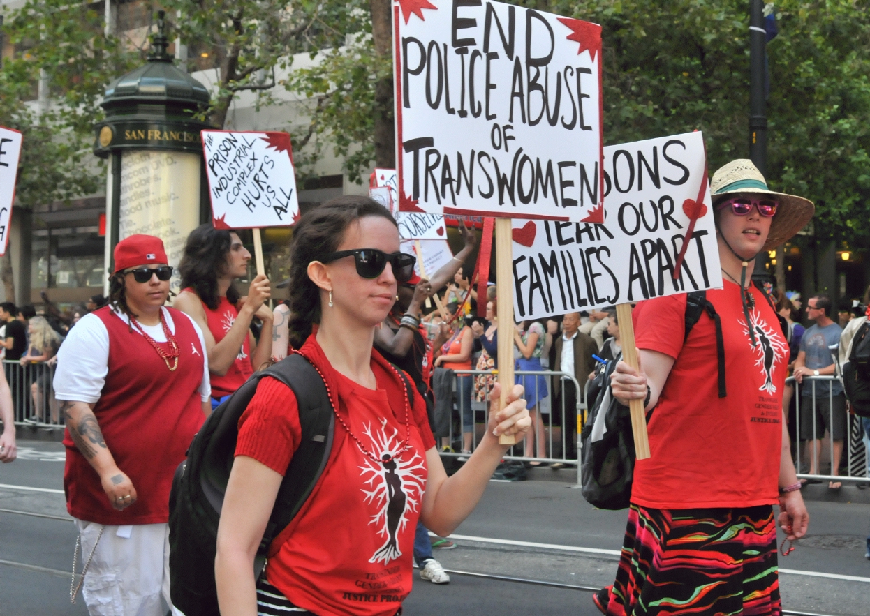 ./San_Francisco_Pride_Parade_20140629_110302_C14_5912.jpg