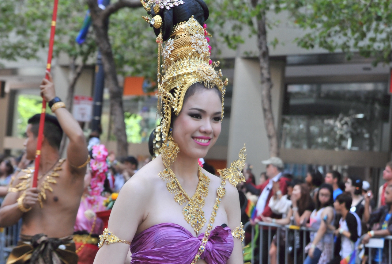 ./San_Francisco_Pride_Parade_20140629_114024_C14_6287.jpg