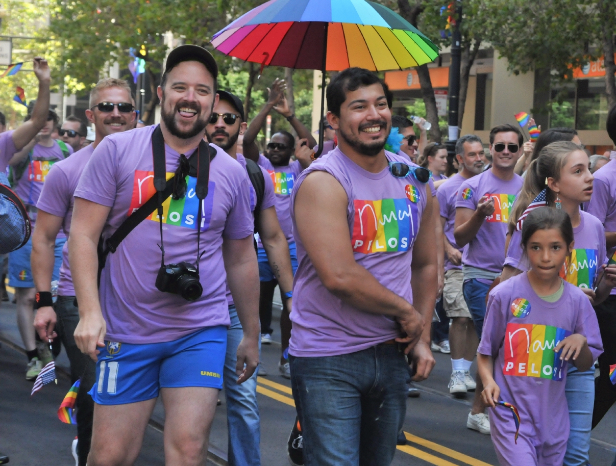 ./San_Francisco_Pride_Parade_20140629_110400_C14_5920.jpg