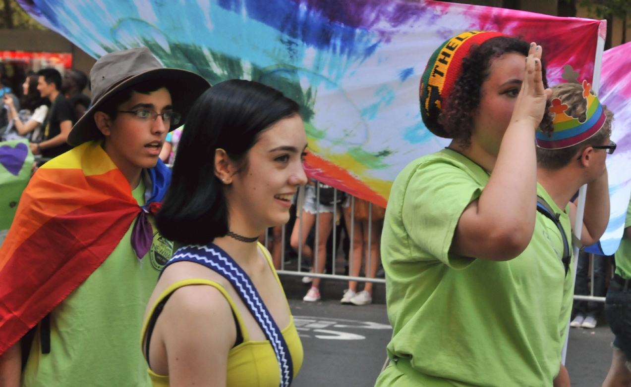 ./San_Francisco_Pride_Parade_20140629_112535_C14_6136.jpg