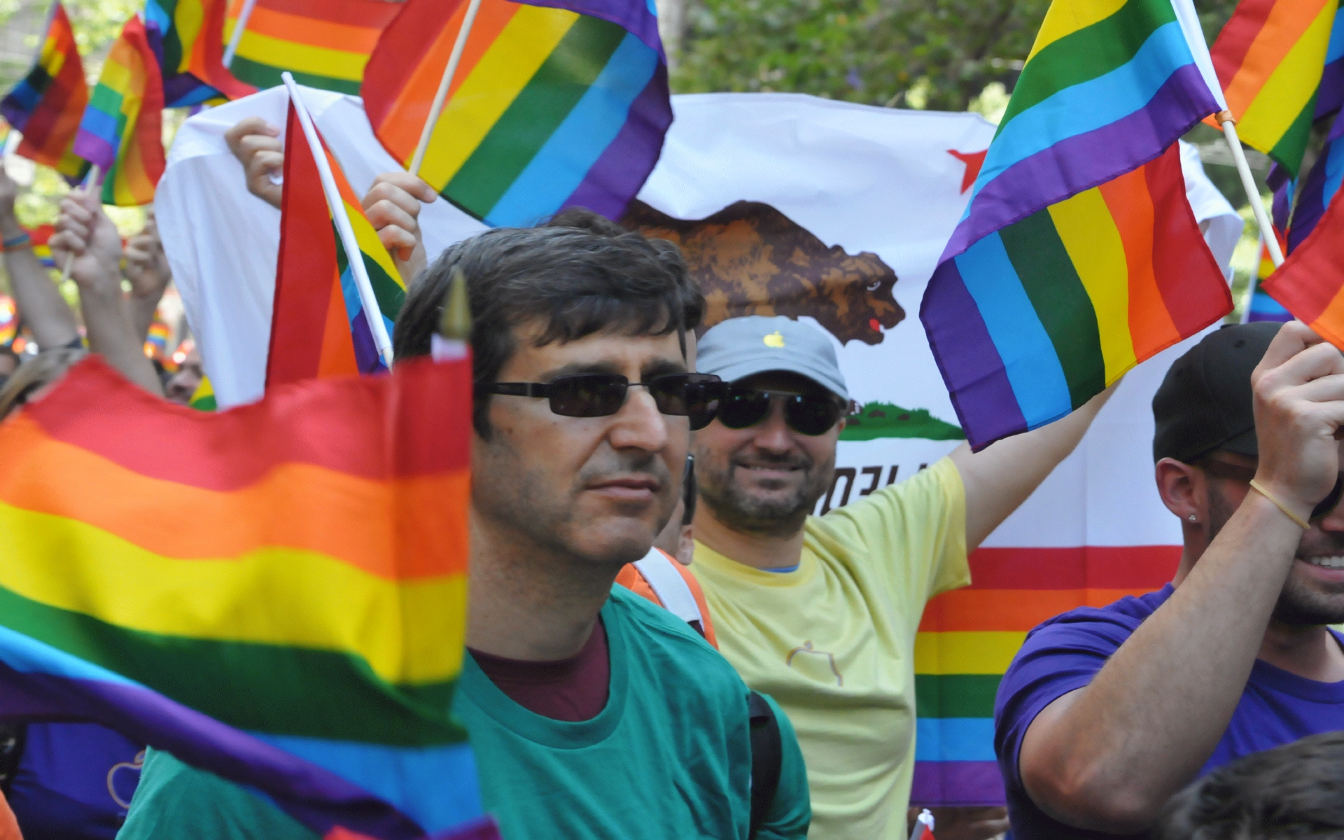 ./San_Francisco_Pride_Parade_20160626_114349_C16_5719.jpg