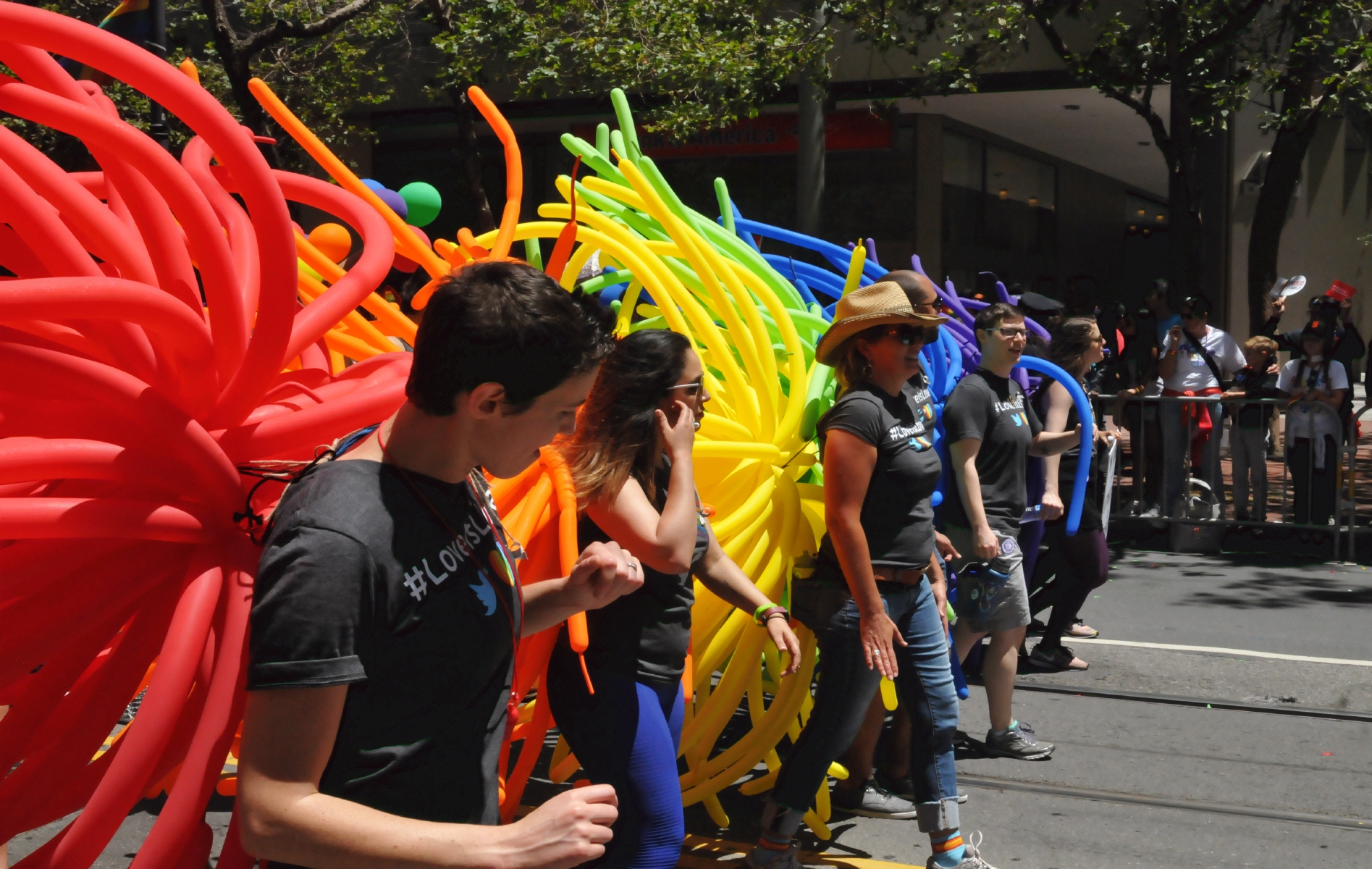 ./San_Francisco_Pride_Parade_20160626_134910_C16_7375.jpg