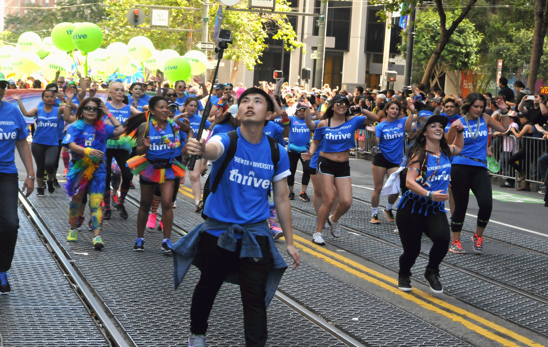 ./San_Francisco_Pride_Parade_20160626_111001_C16_5170.jpg