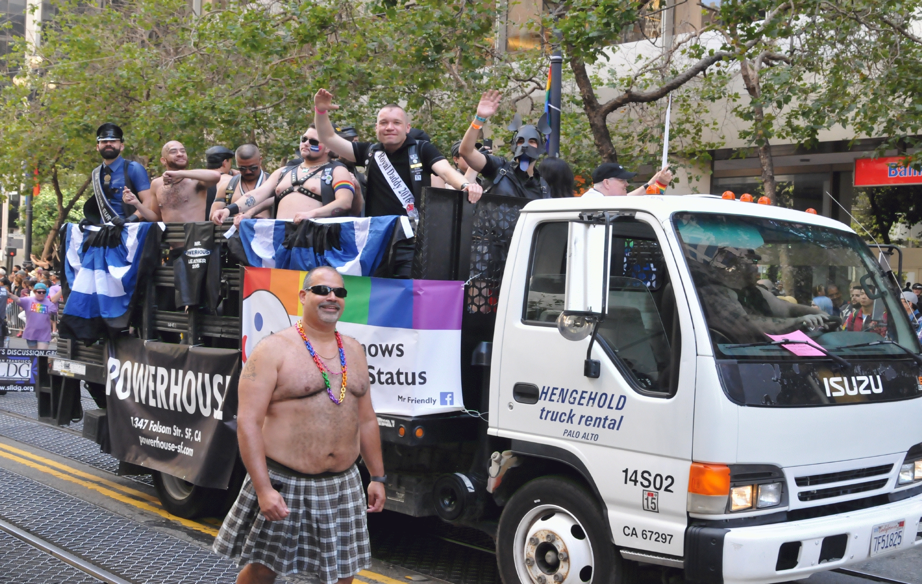 ./San_Francisco_Pride_Parade_20160626_105445_C16_4915.jpg