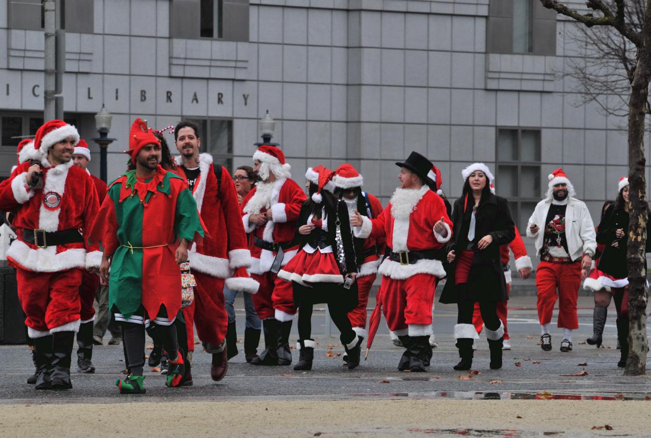 ./Santarchy20091212_09_115030_0553BCX.jpg