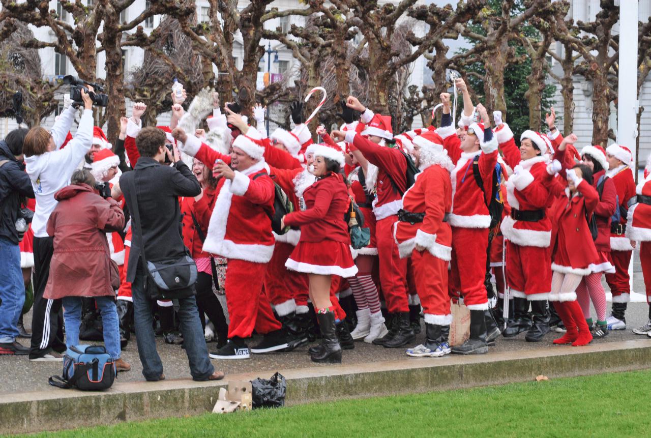 ./Santarchy20091212_11_115144_0563BCX.jpg