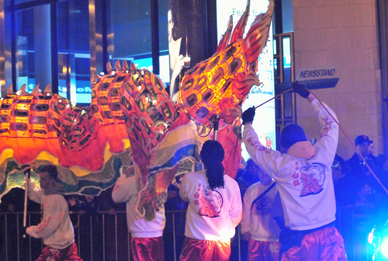 ./2013_Chinese_New_Year_Parade_San_Francisco_20130223_193540_B13_1144.jpg