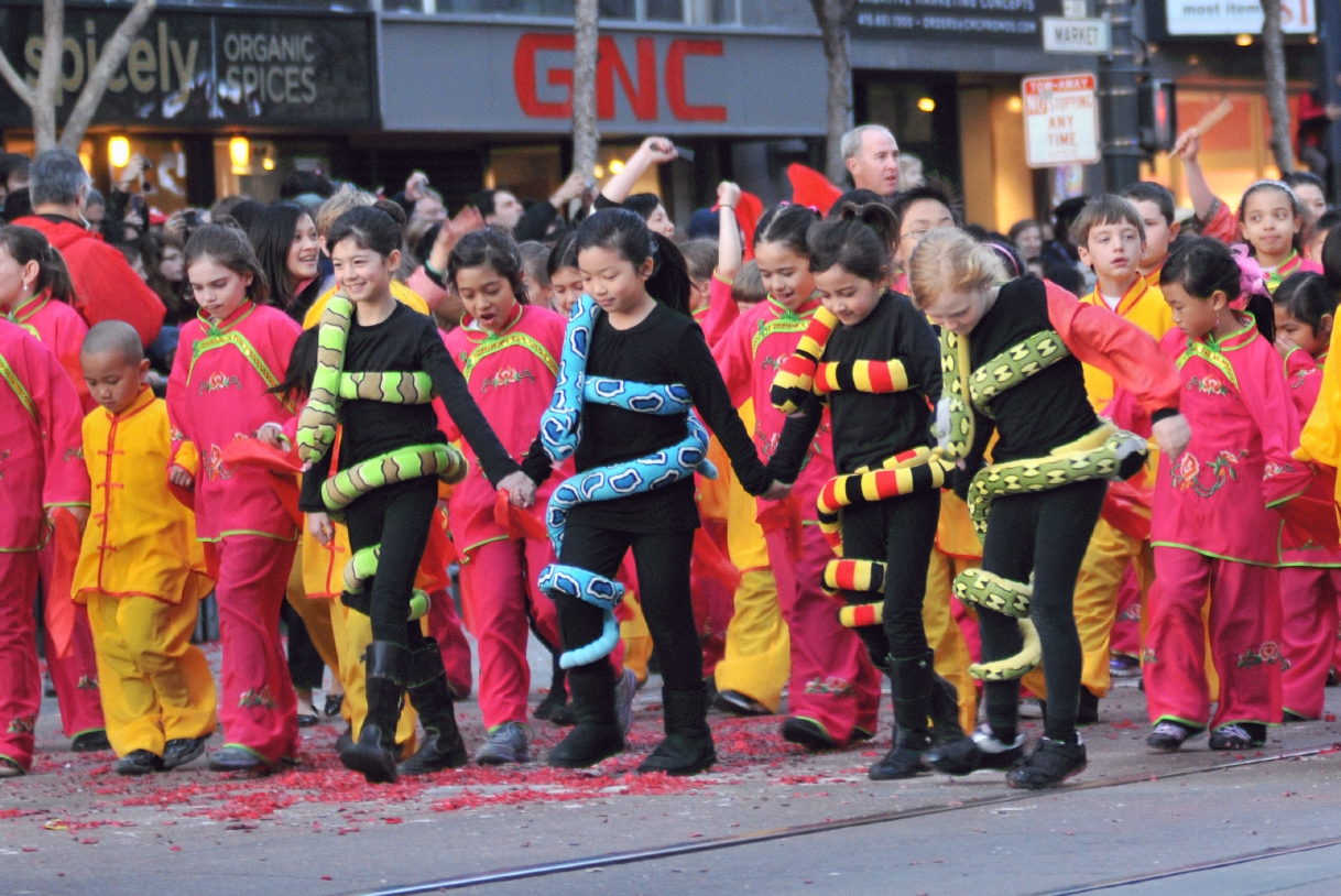 ./2013_Chinese_New_Year_Parade_San_Francisco_20130223_174707_B12_0482.jpg