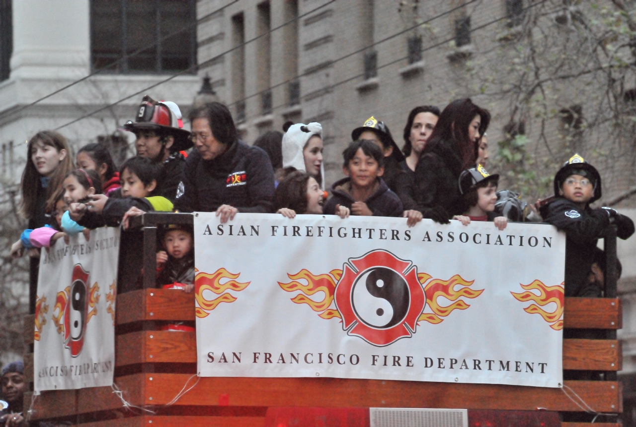 ./Chinese_New_Year_Parade_San_Francisco_20140215_172812_B14_0036.jpg