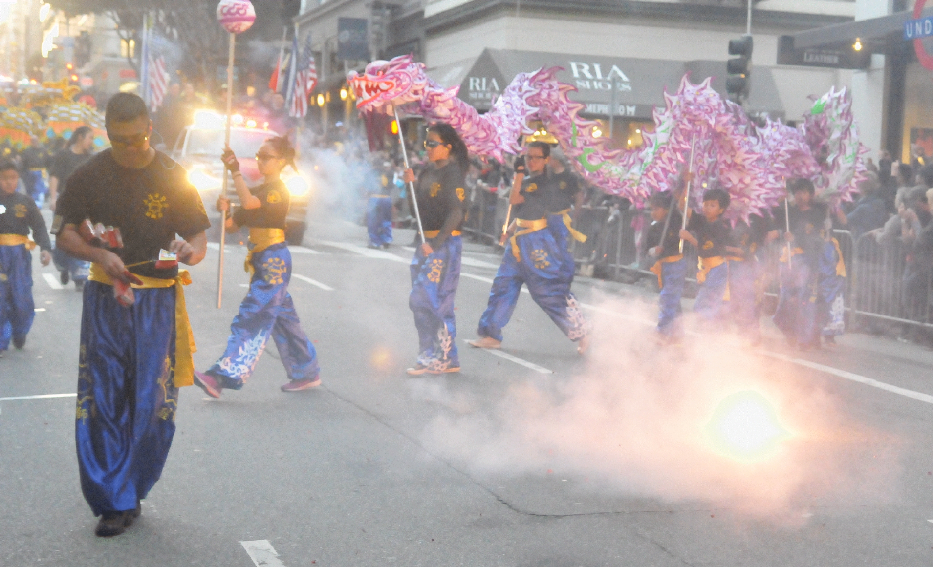 ./San_Francisco_Chinese_New_Year_Parade_20170211_173739_C17_1233.jpg