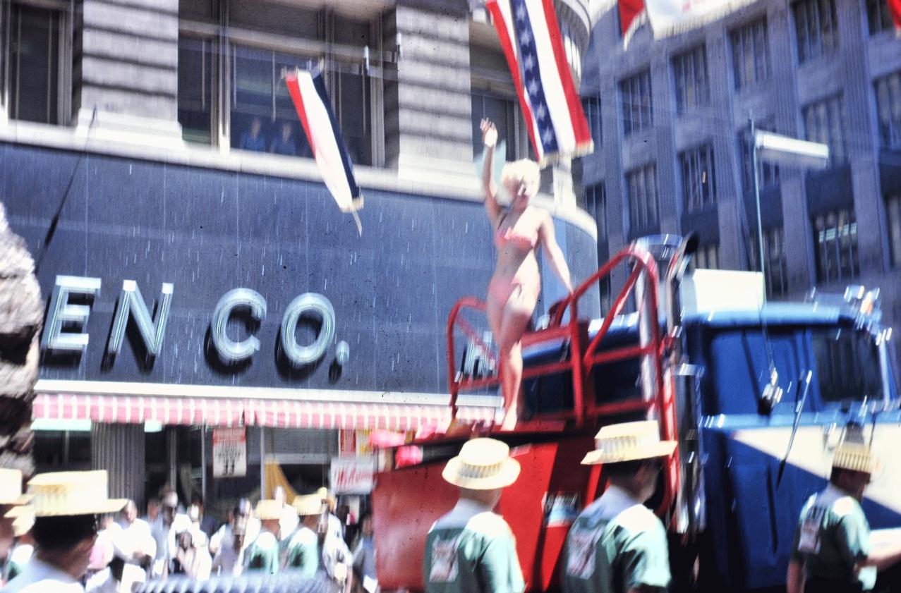 ./DallasParade196406_200903_0476BCXS.jpg