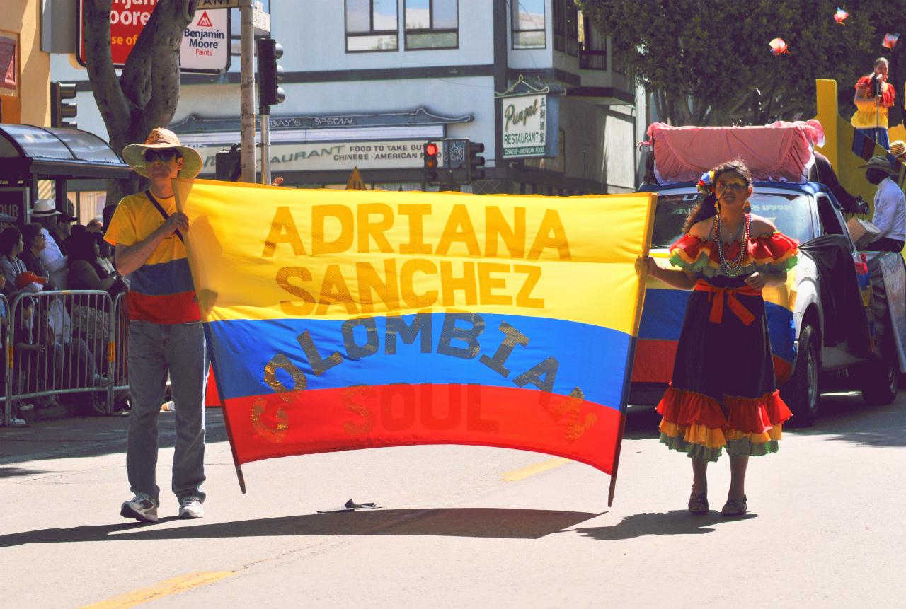 ./Banners_Carnival_Parade_20110529_101512_B11_4557.jpg