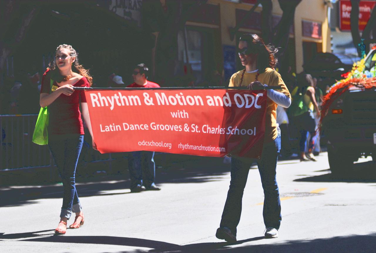 ./Banners_Carnival_Parade_20110529_105717_B11_4775.jpg