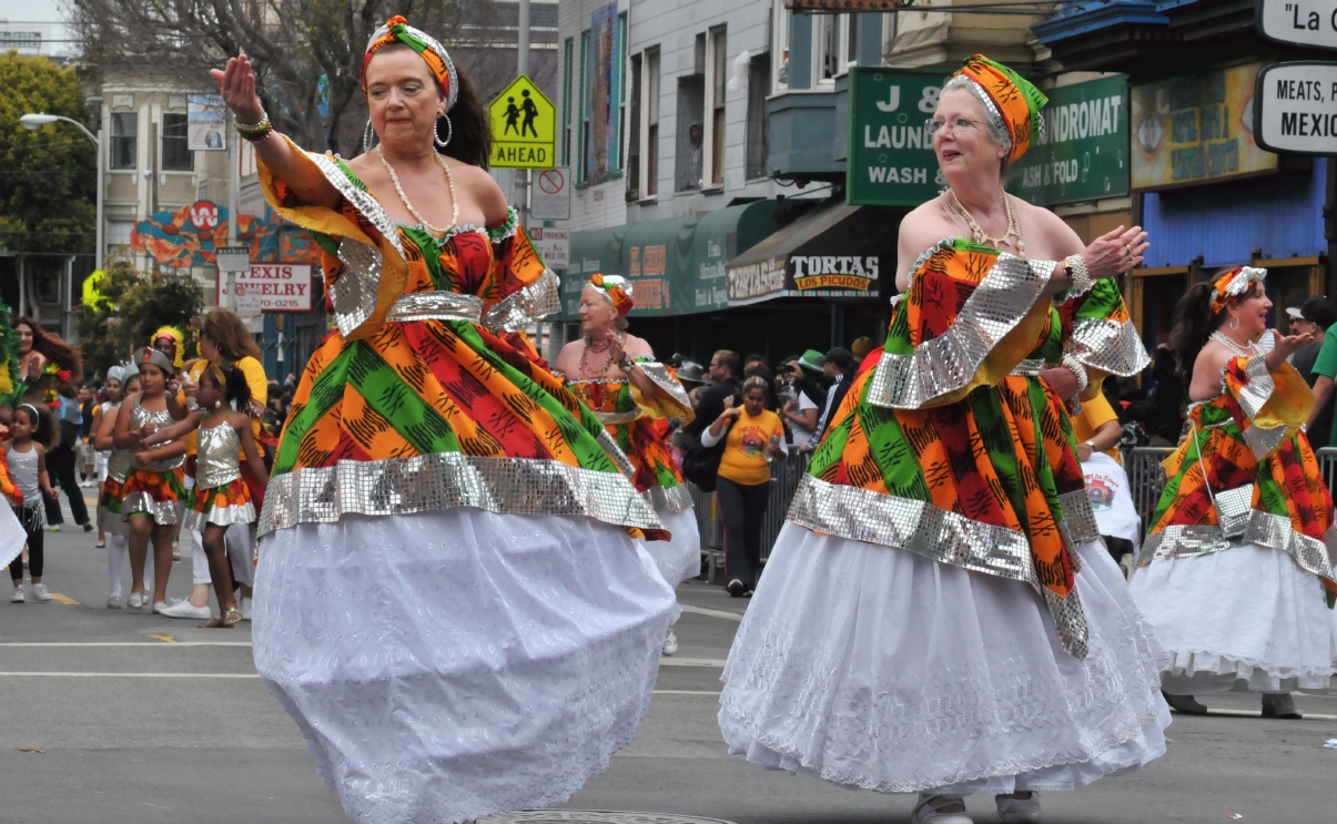 ./Carnival_San_Francisco_20120527_113520_B12_5184.jpg