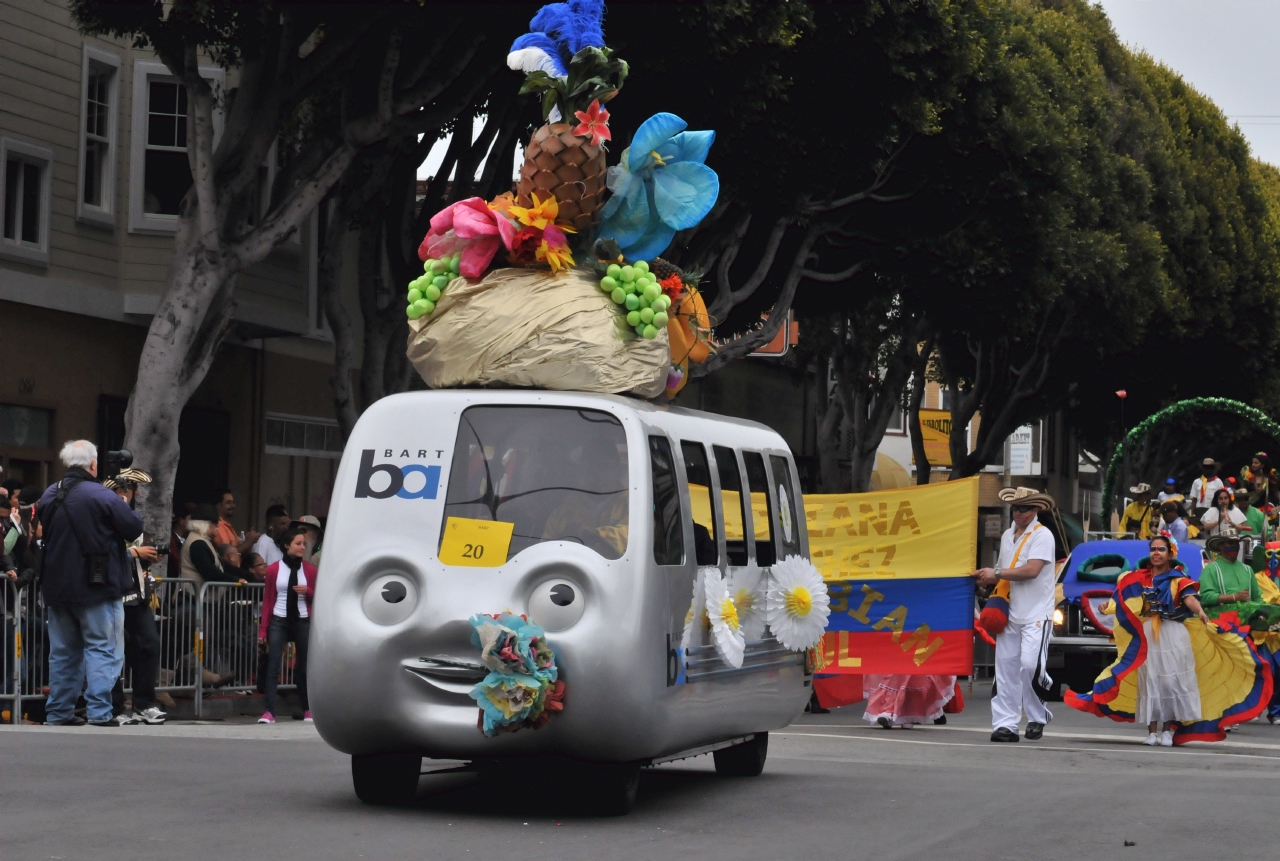 ./Carnival_San_Francisco_20120527_101655_B12_4699.jpg