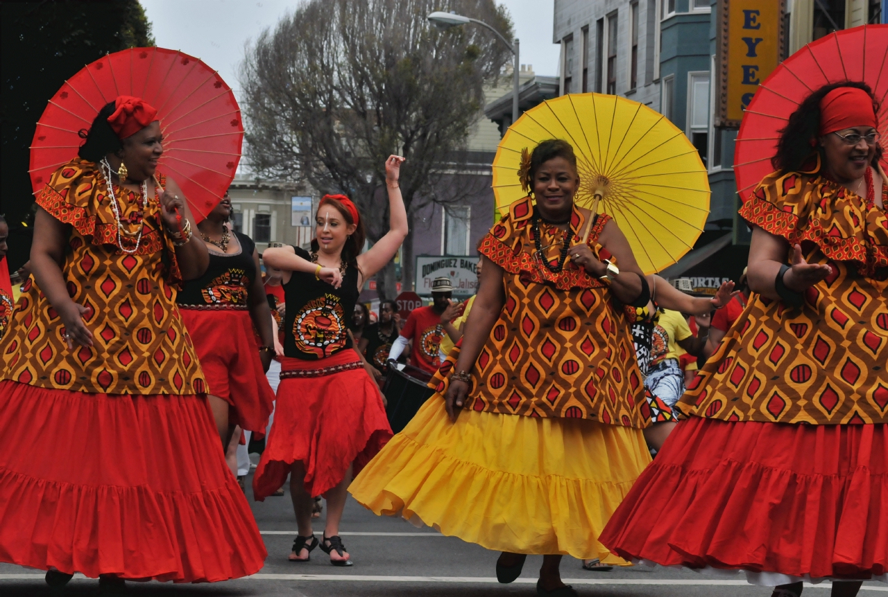 ./Carnival_San_Francisco_20120527_111220_B12_5020.jpg