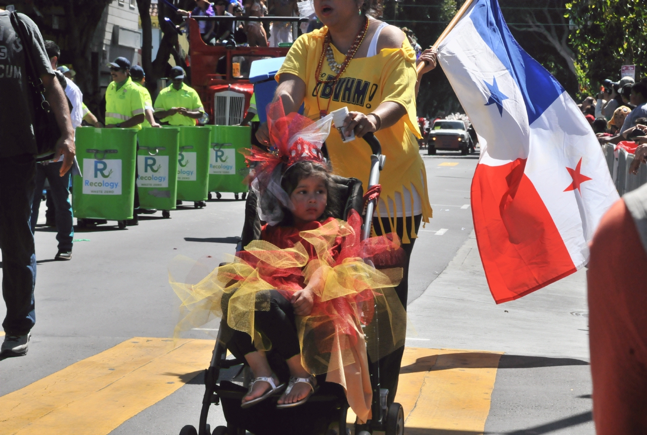 ./San_Francisco_Carnaval_Parade_20140525_103700_C14_4489.jpg