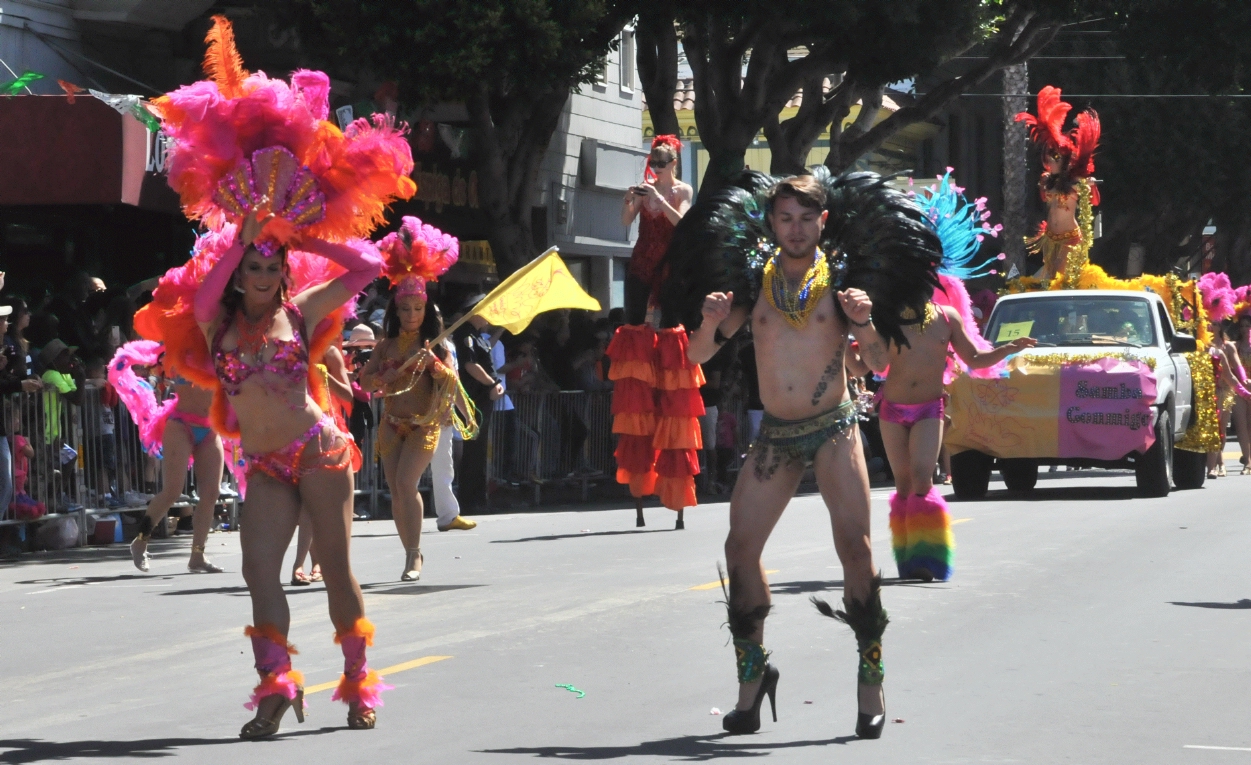 ./San_Francisco_Carnaval_Parade_20140525_104310_C14_4513.jpg