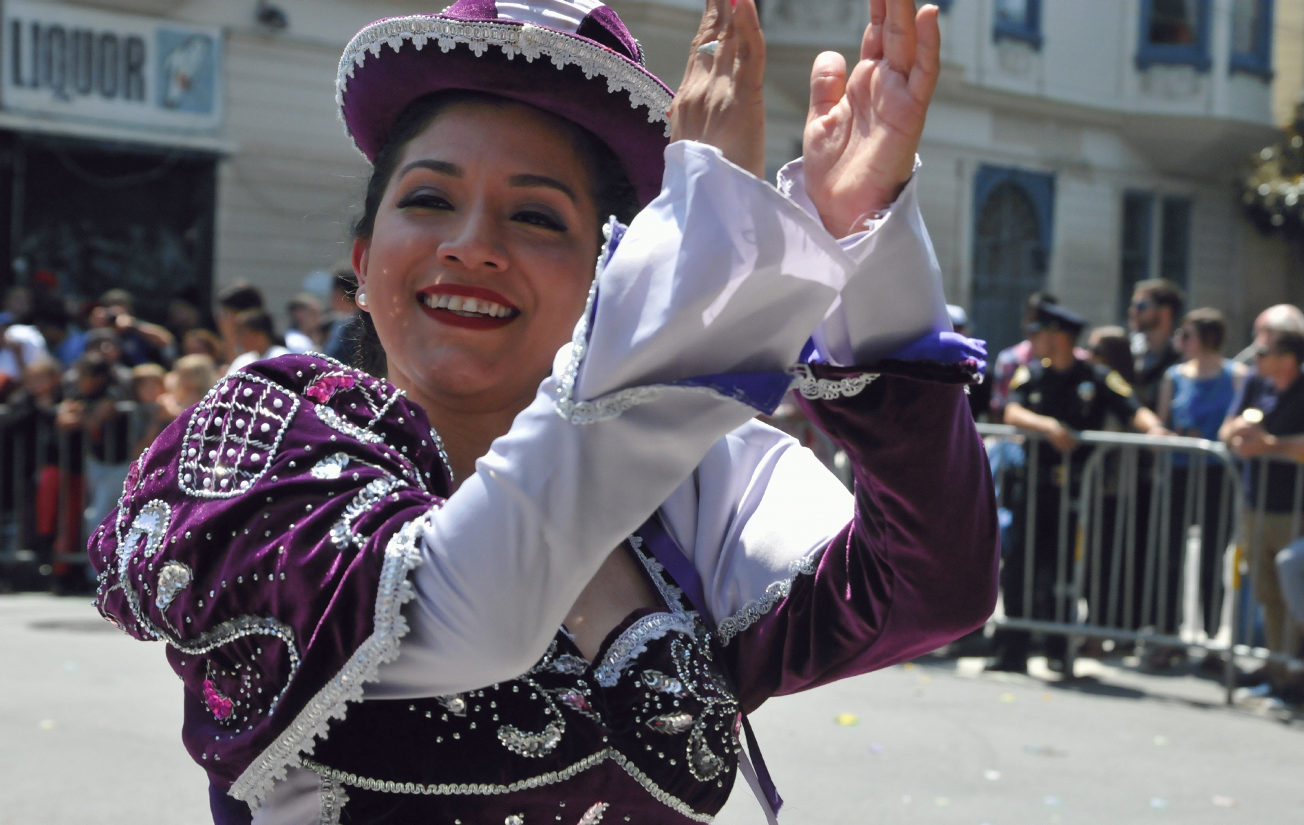 ./San_Francisco_Carnival_Parade_20160529_114152_C16_3232.jpg