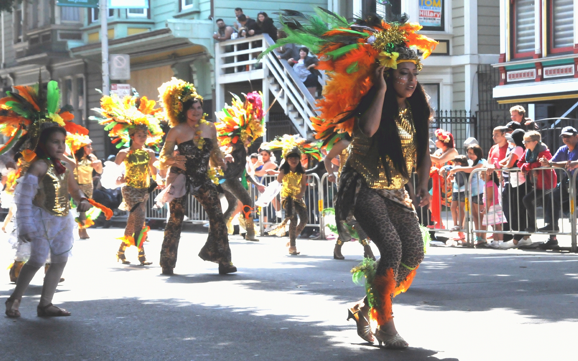 ./San_Francisco_Carnival_Parade_20160529_104836_C16_2422.jpg