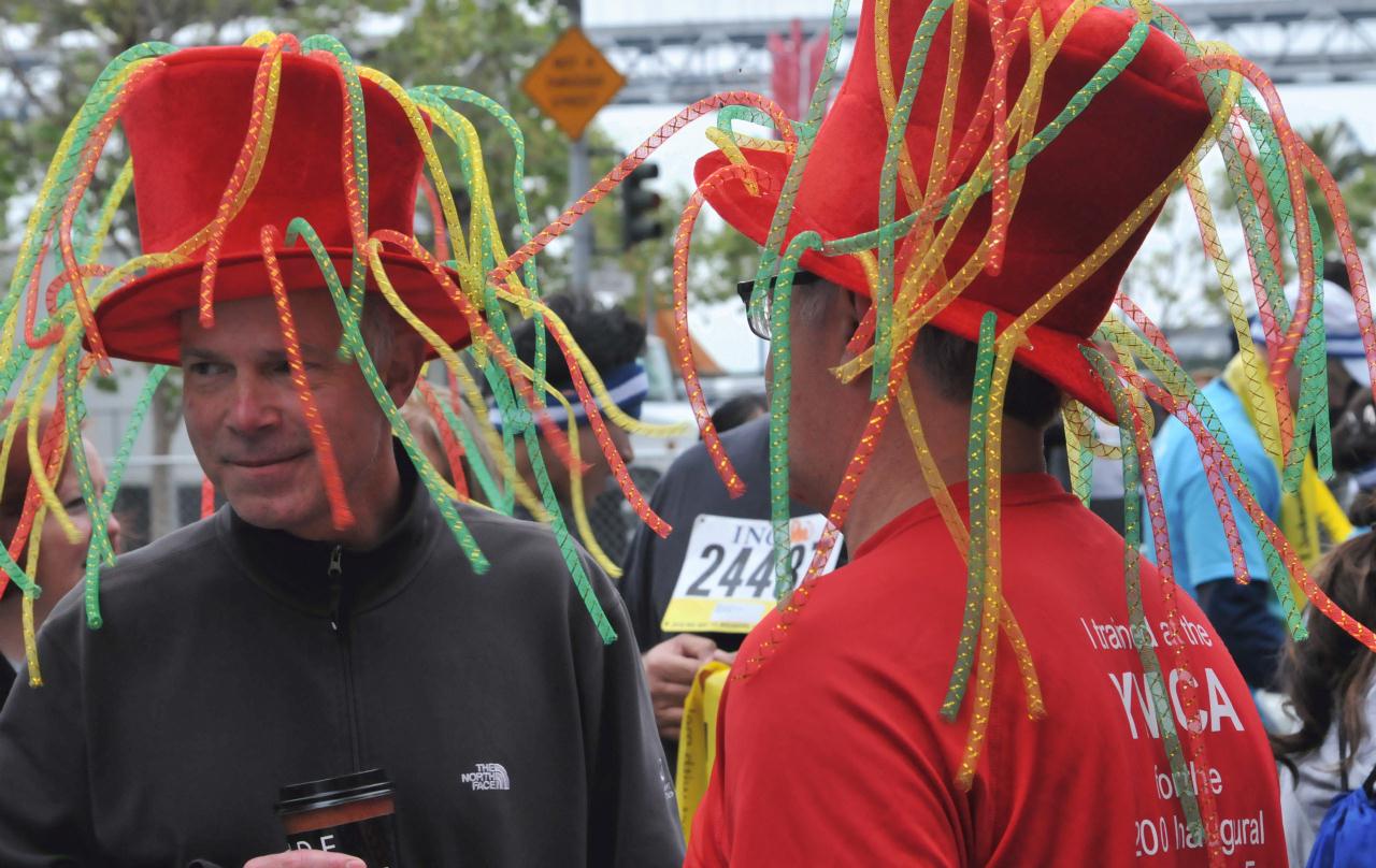 ./Bay_To_Breakers_SF_20100516_071650_4609BCX.jpg