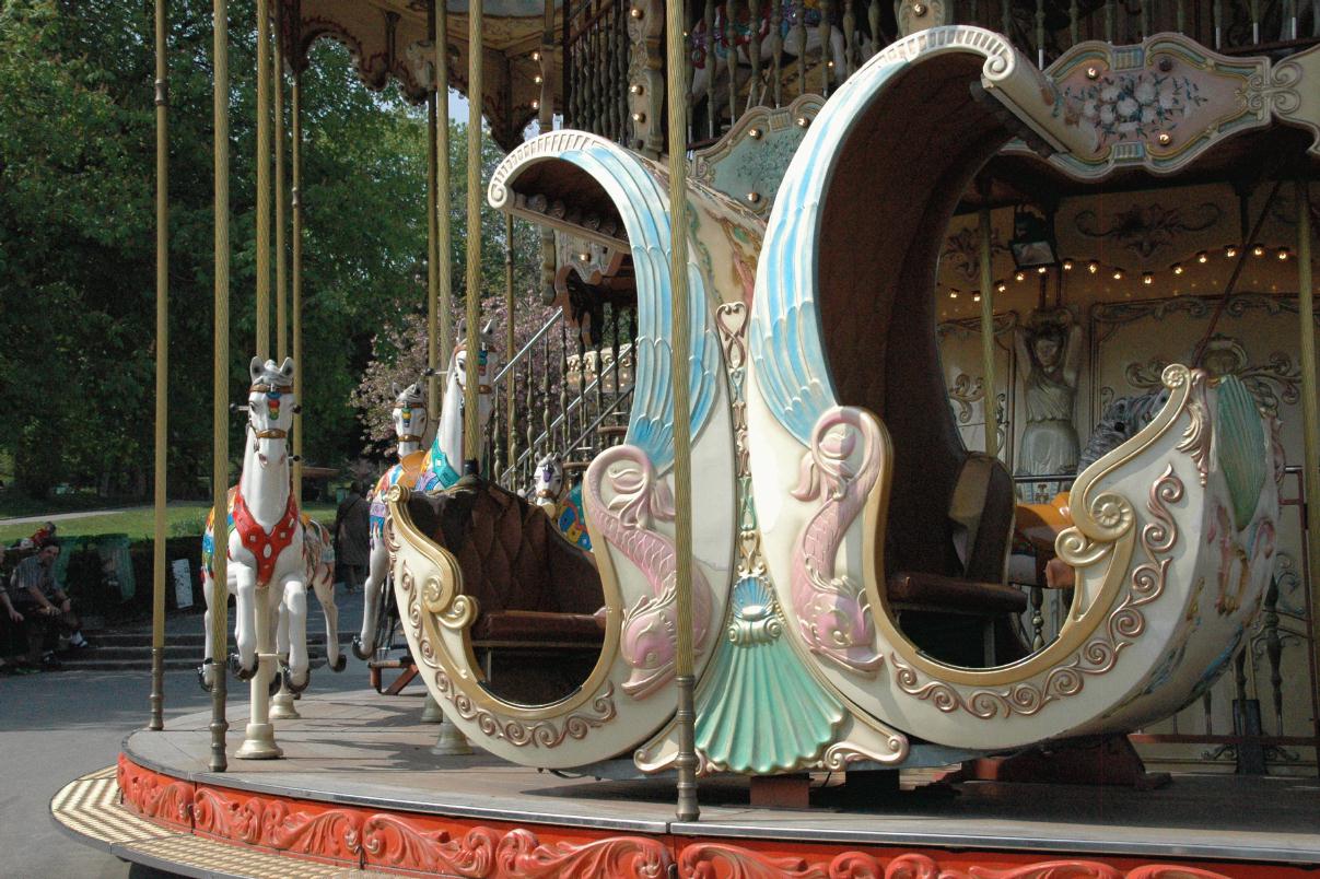 ./CarrouselDeParis2007_05.jpg