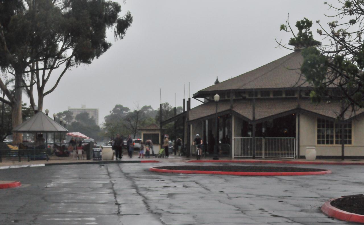 ./Carousel_Balboa_Park_20101017_105655_BCY_1301.jpg