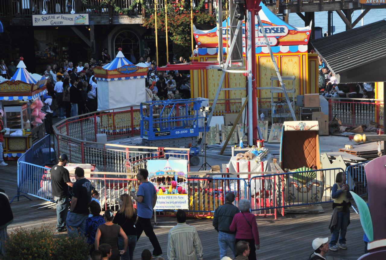 ./Pier39Carousel20081123_7300BCX.jpg