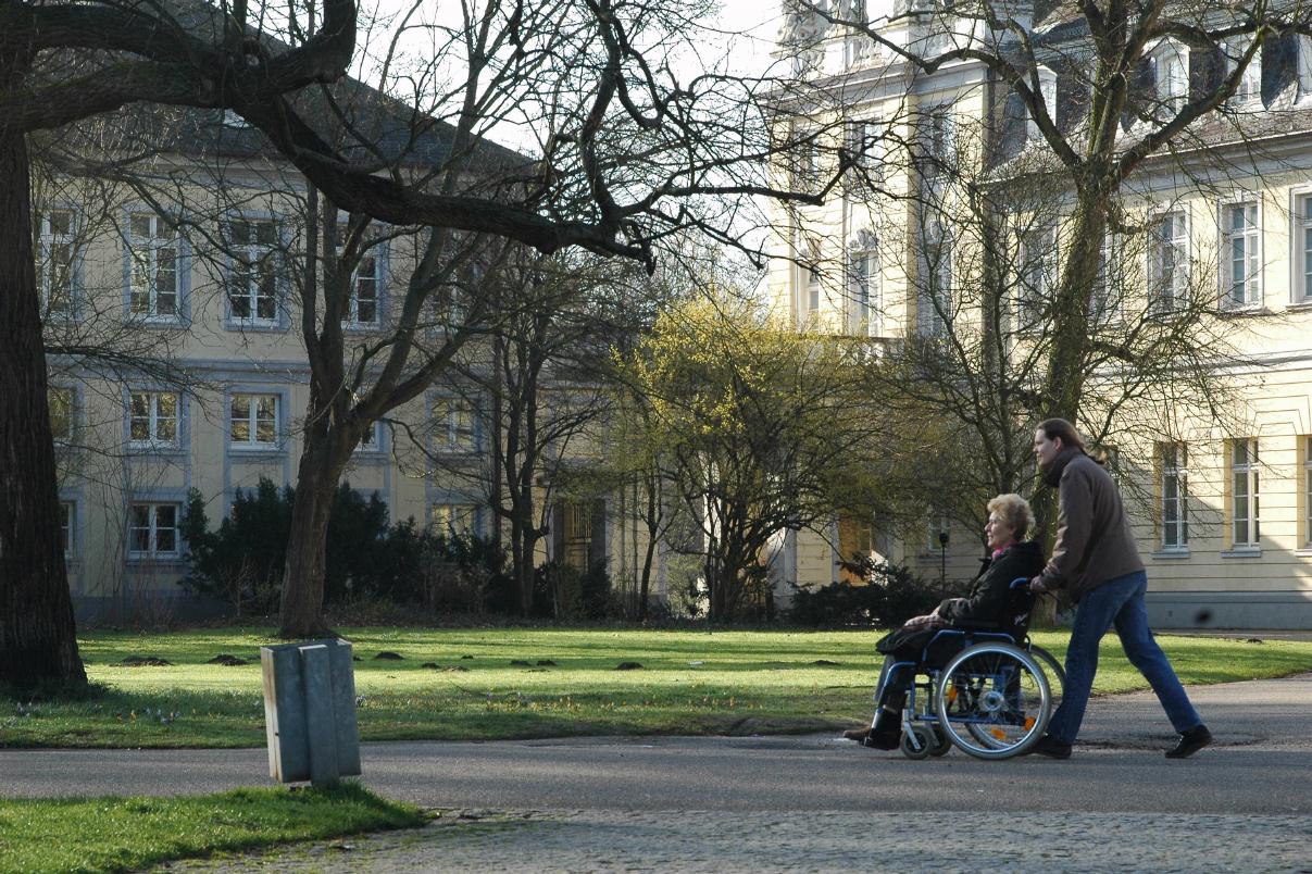 ./Wheelchair_20080309_121706_Karlsruhe_Castle_Garden_Germany_DSC_0871B.jpg