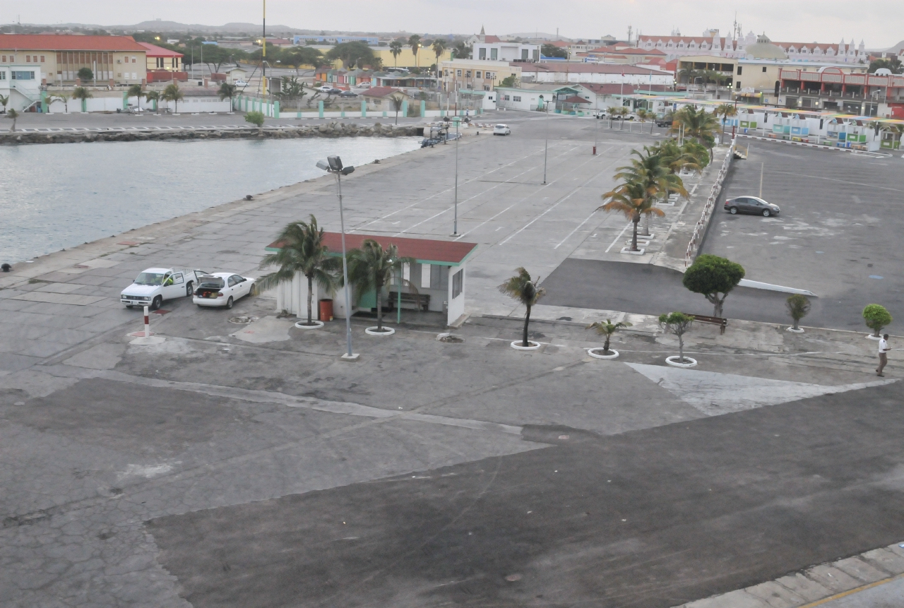 ./Aruba_20140504_062056_C14_1522.jpg