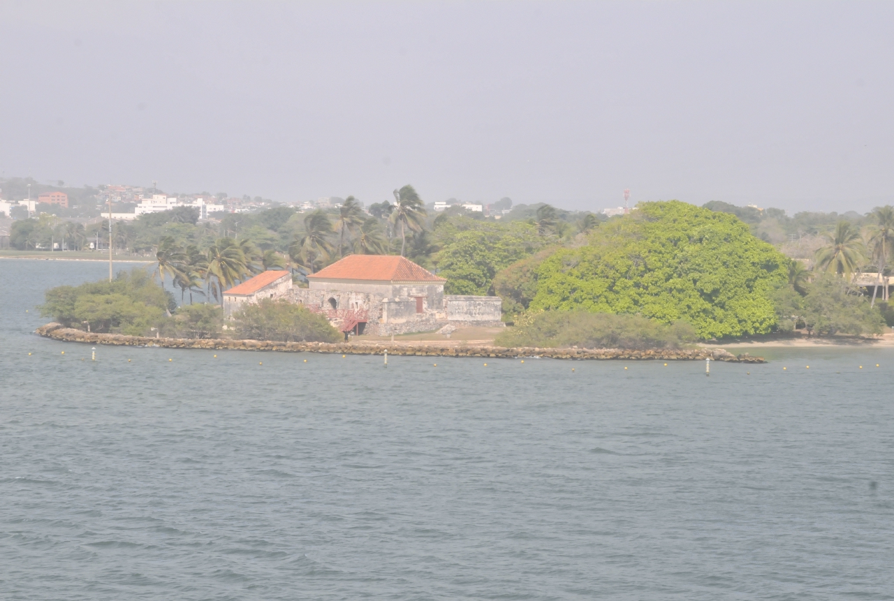 ./Cartagena_Colombia_20140505_145933_C14_2391.jpg