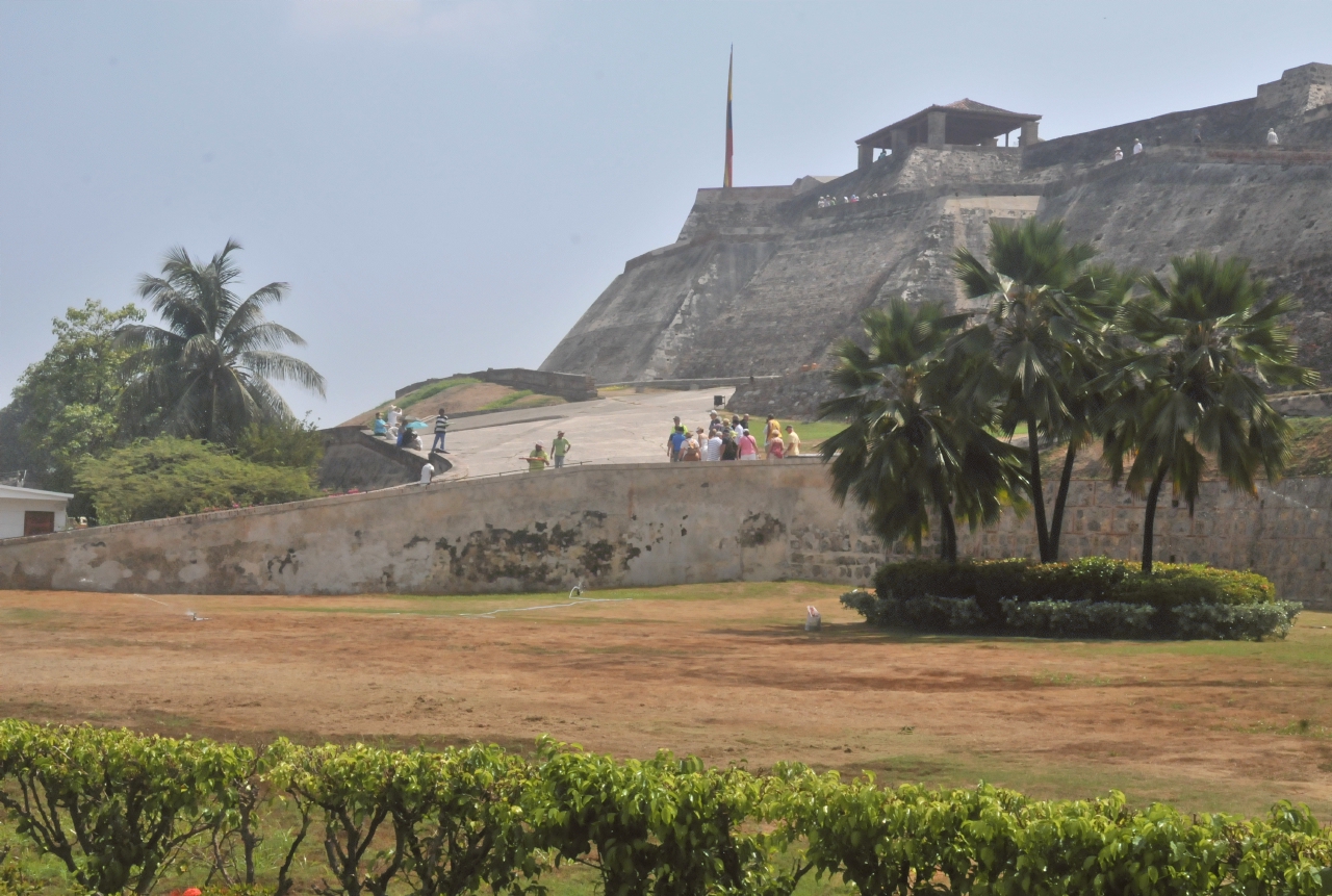 ./Cartagena_Colombia_20140505_095701_C14_2015.jpg