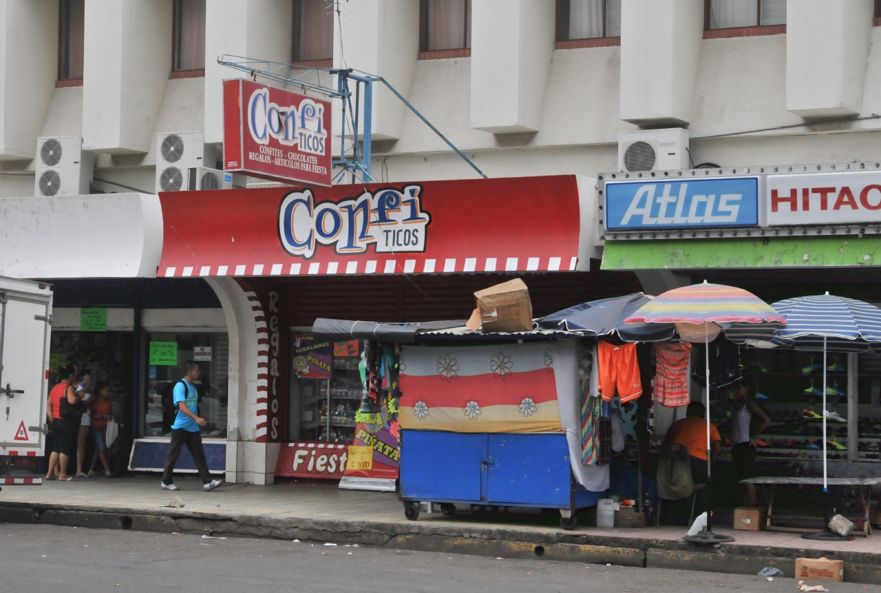 ./Puntarenas_Costa_Rica_20140508_133230_C14_3081.jpg