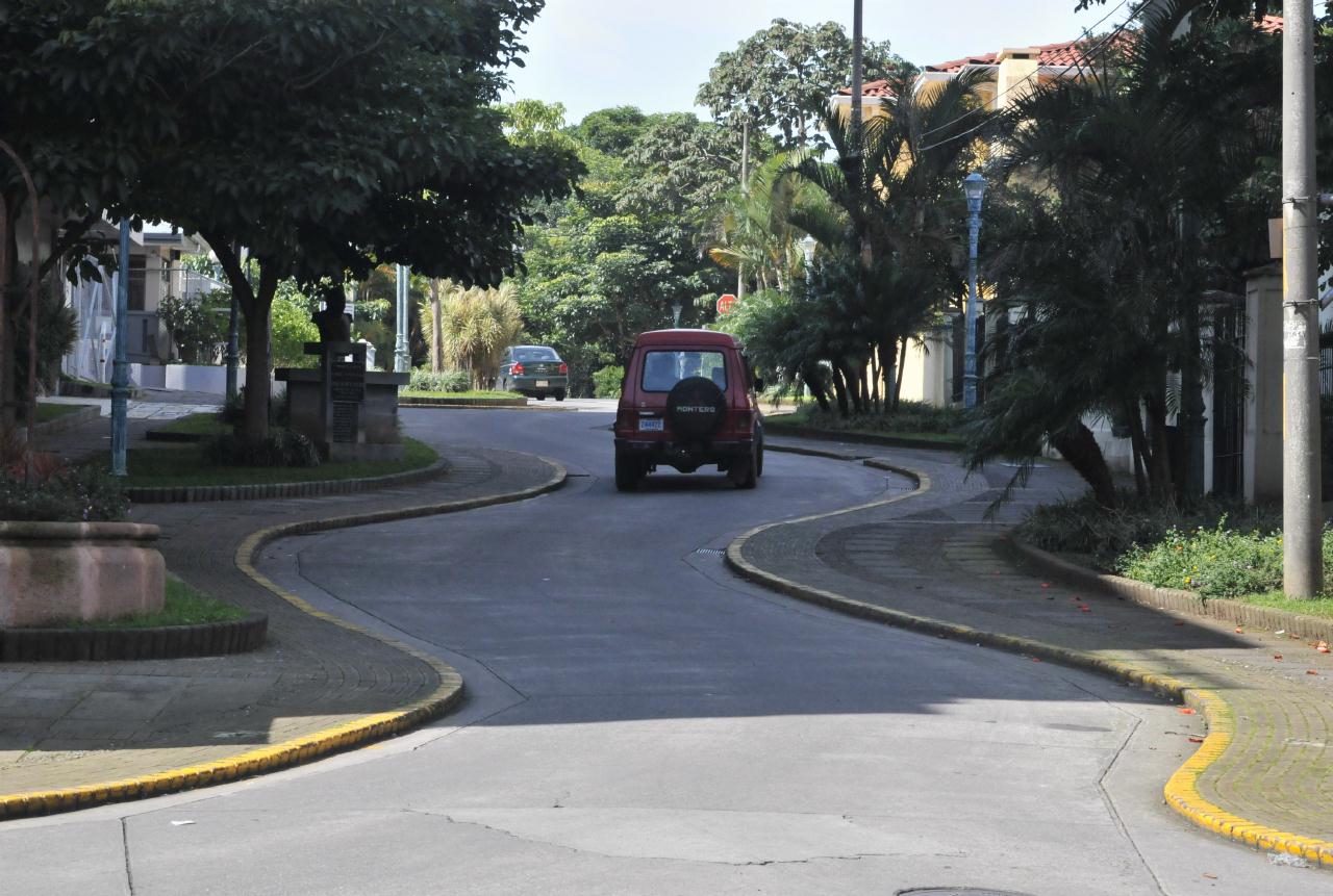 ./SanJoseCostaRica20080907_31_3179BCX.jpg