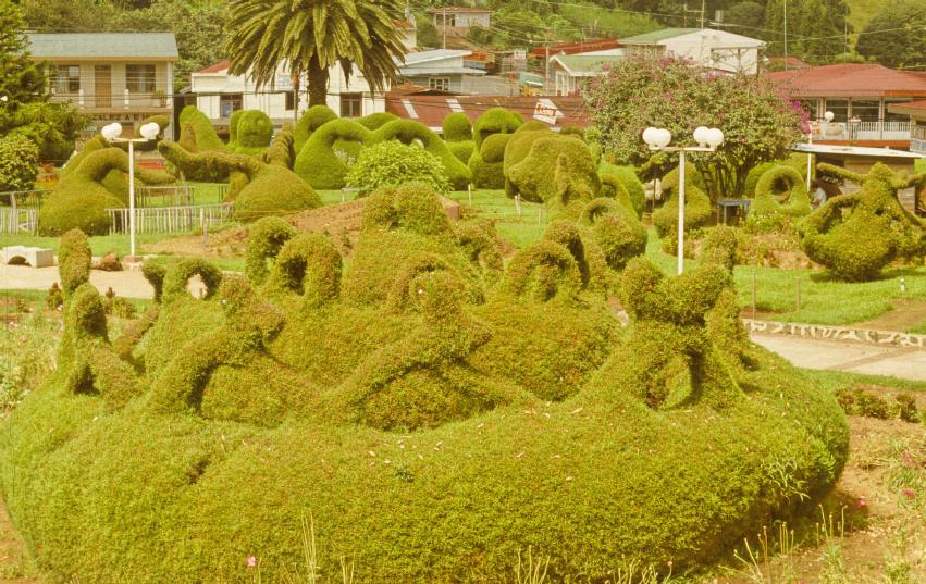 ./Topiary1988_01.jpg