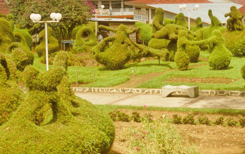 ./Topiary1988_03.jpg