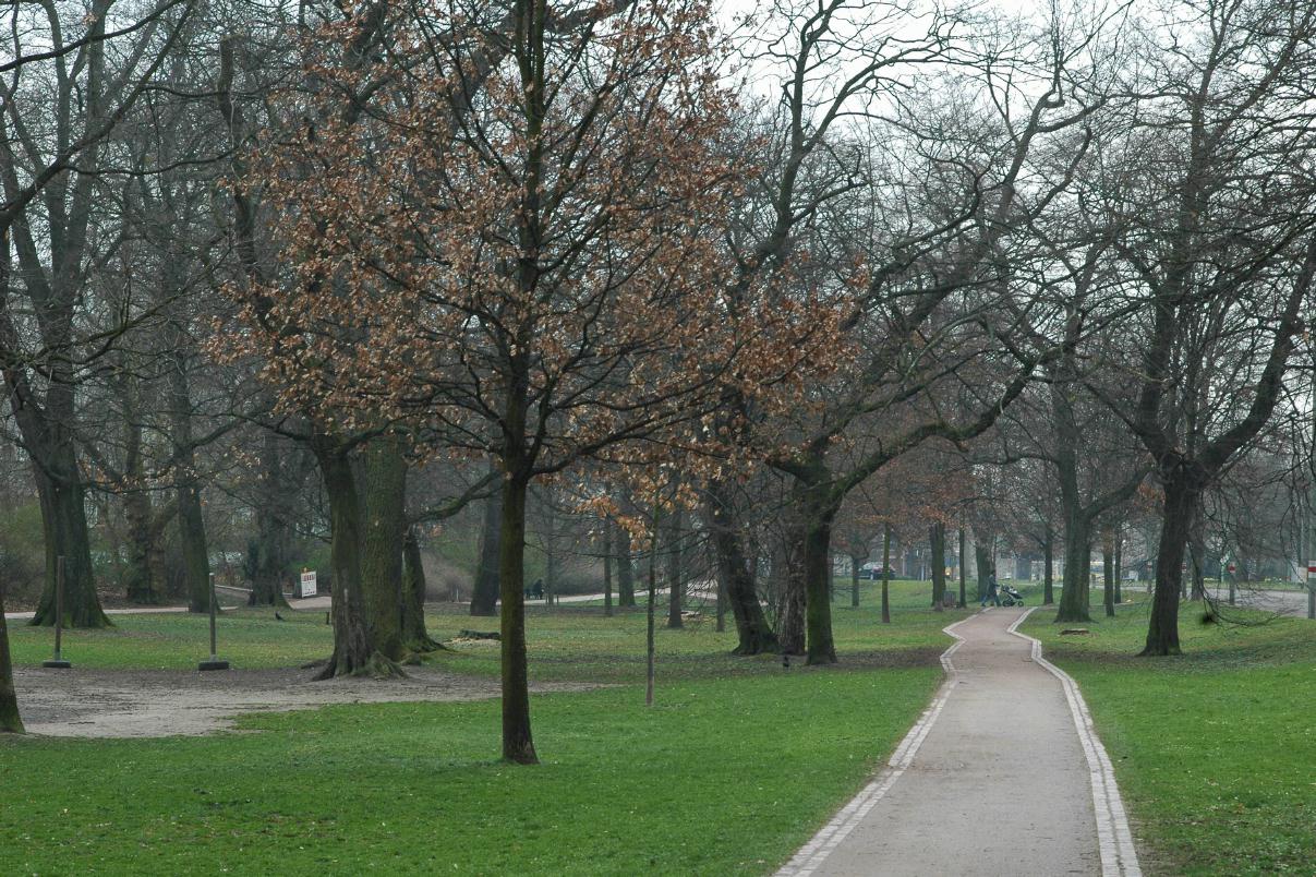 ./ParkKarlsruheGermany2008_0601B.jpg