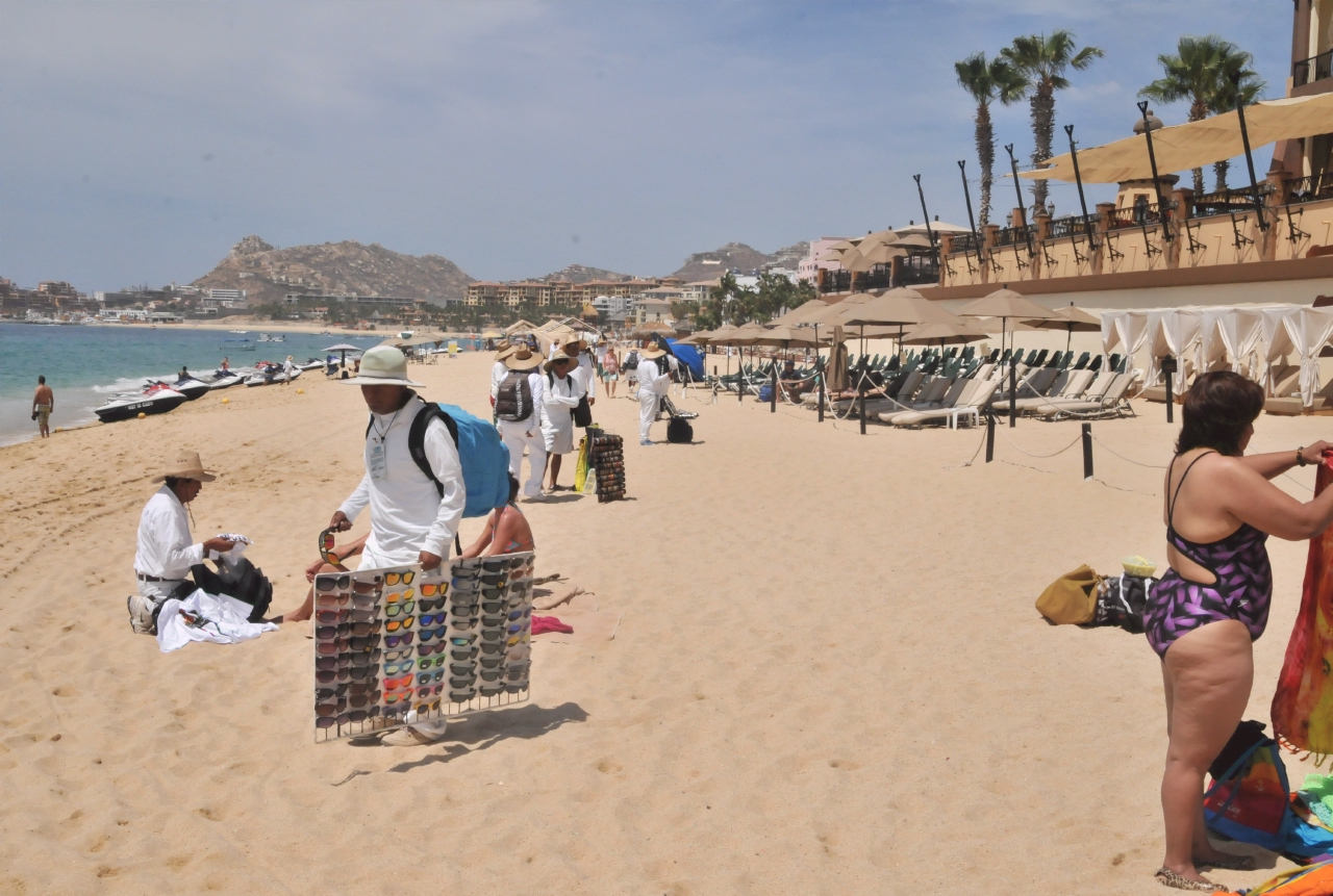 ./Cabo_San_Lucas_Mexico_20140513_113407_C14_3653.jpg