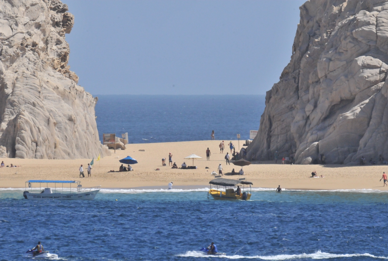 ./Cabo_San_Lucas_Mexico_20140513_155601_T14_1427.jpg