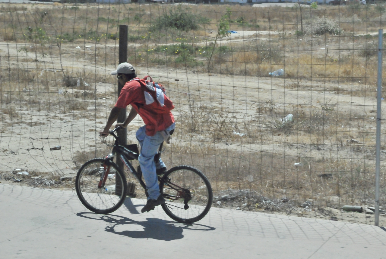 ./Cabo_San_Lucas_Mexico_20140513_145759_C14_3766.jpg