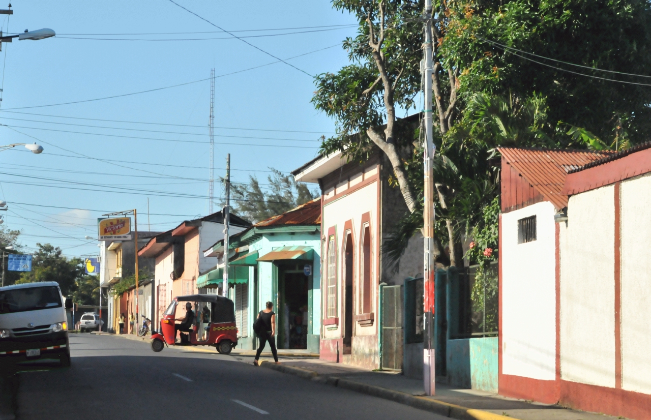 ./Granada_Nicaragua_20111123_150315_B12_3071.jpg