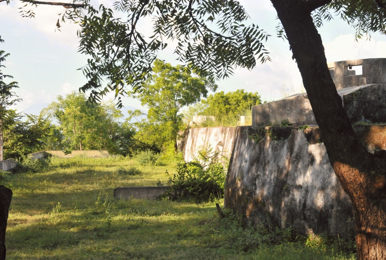 ./El_Fortin_Above_Leon_Nicaragua_20111117_151213_B12_1276.jpg