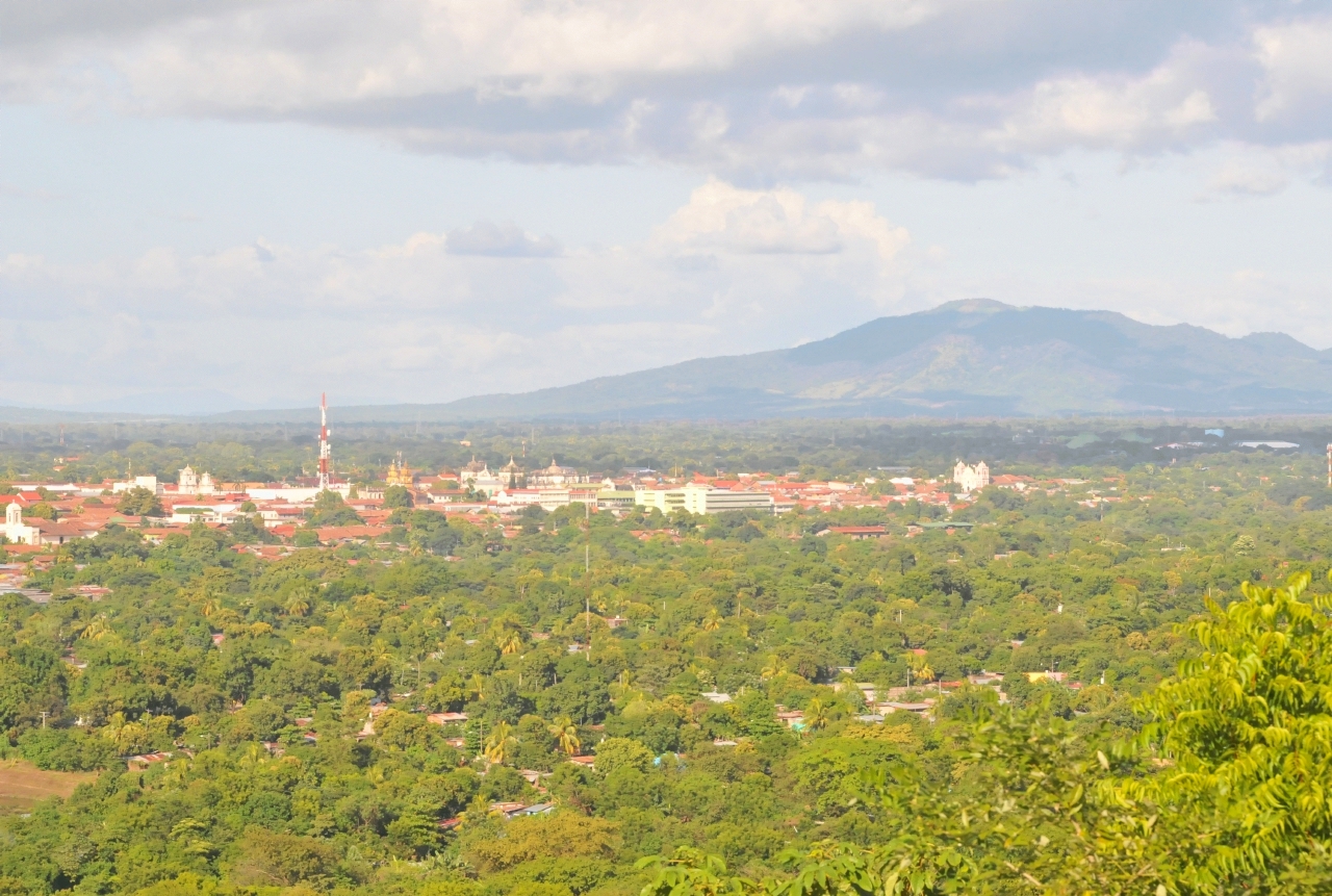 ./El_Fortin_Above_Leon_Nicaragua_20111117_151440_B12_1282.jpg